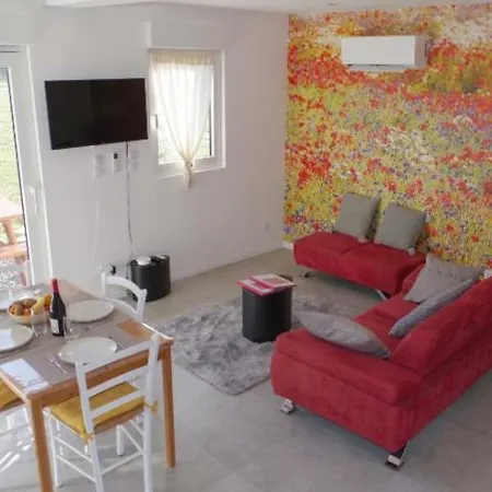 Les Coquelicots - Parking Prive, Terrasse, Clim, Netflix, Au Calme بيت للعطل Hem-Lenglet